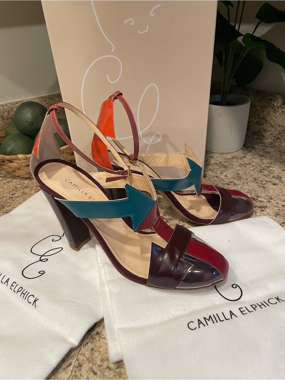 $700+ Camilla Elphick Collectable Designer Art Shoes - Picture 2 of 6